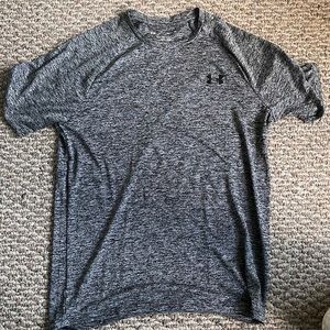 Under Armor T-shirt